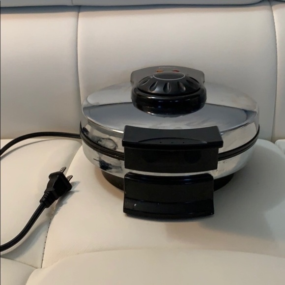 Waffle Maker - Picture 6 of 16